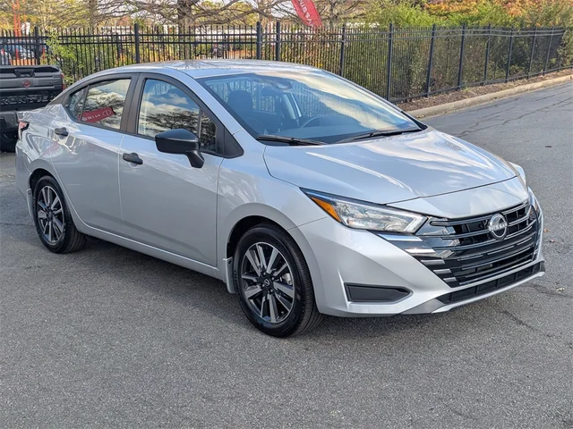 SEMINUEVOS NISSAN Versa at Kennesaw, in Town Center Nissan