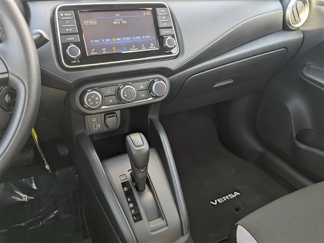 SEMINUEVOS NISSAN Versa at Kennesaw, in Town Center Nissan