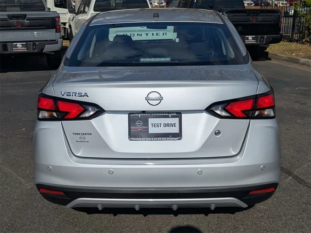 SEMINUEVOS NISSAN Versa at Kennesaw, in Town Center Nissan