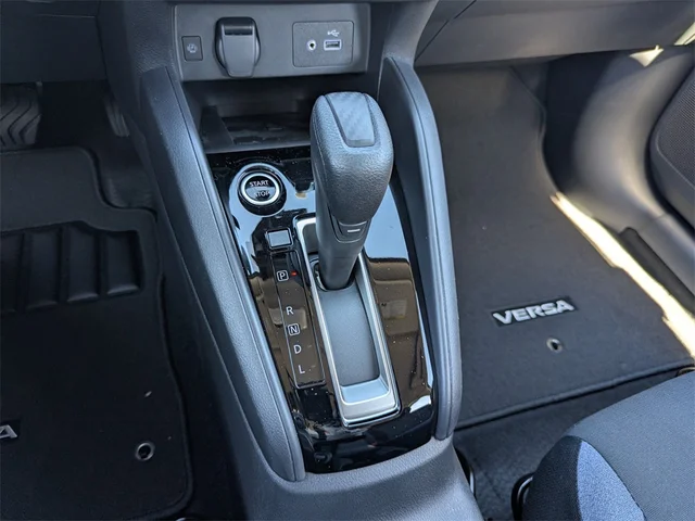 Nuevos NISSAN VERSA à Kennesaw, chez Town Center Nissan