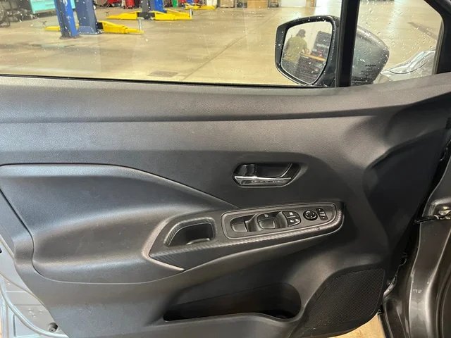 SEMINUEVOS NISSAN Versa a Estados en autogozo