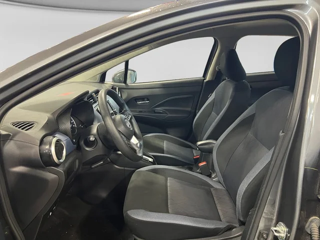 SEMINUEVOS NISSAN Versa a Estados en autogozo