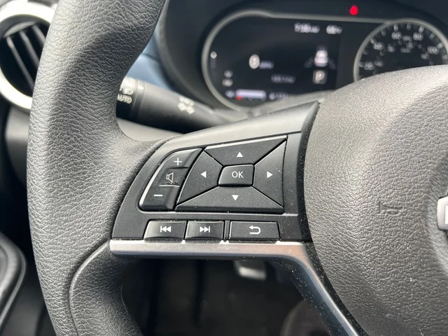 SEMINUEVOS NISSAN Versa a Estados en autogozo