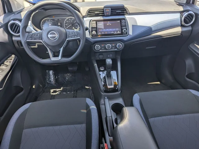 SEMINUEVOS NISSAN Versa a Estados en autogozo