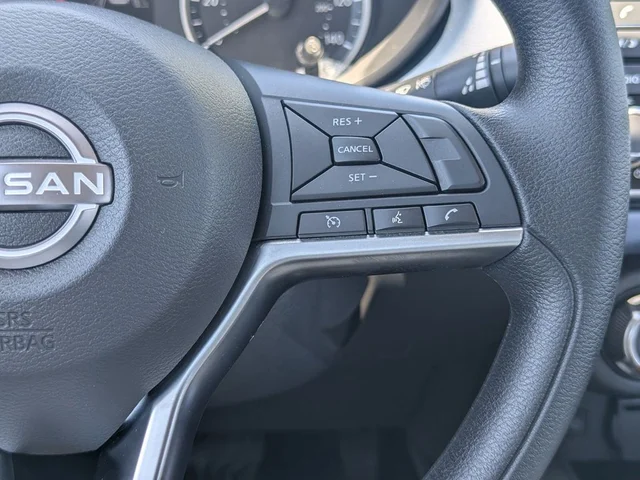 SEMINUEVOS NISSAN Versa a Estados en autogozo