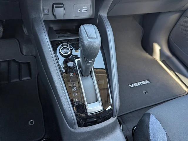 Nuevos NISSAN VERSA à Kennesaw, chez Town Center Nissan