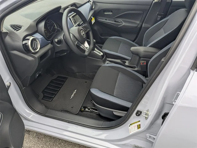 Nuevos NISSAN VERSA à Kennesaw, chez Town Center Nissan