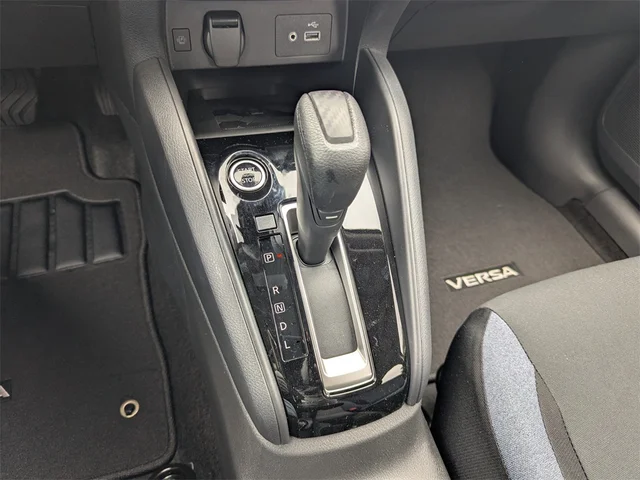 Nuevos NISSAN VERSA à Kennesaw, chez Town Center Nissan