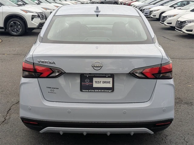 Nuevos NISSAN VERSA à Kennesaw, chez Town Center Nissan