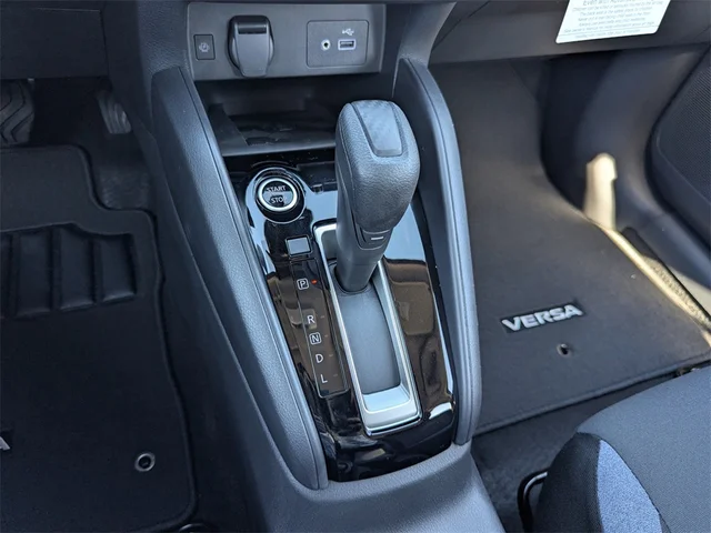 Nuevos NISSAN VERSA à Kennesaw, chez Town Center Nissan