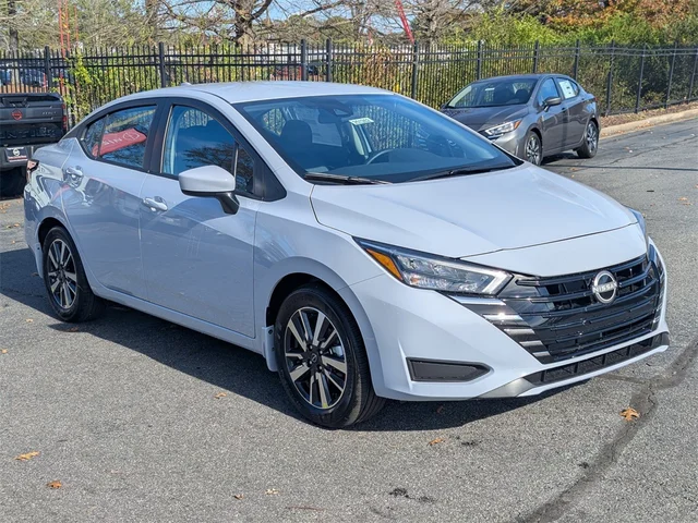 Nuevos NISSAN VERSA à Kennesaw, chez Town Center Nissan
