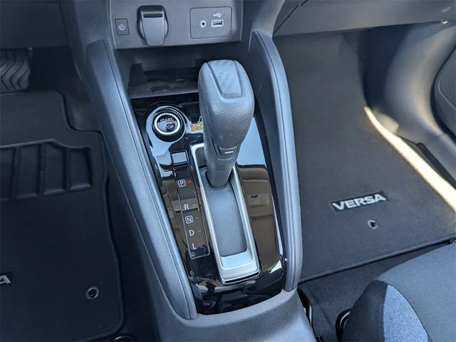 Nuevos NISSAN VERSA à Kennesaw, chez Town Center Nissan