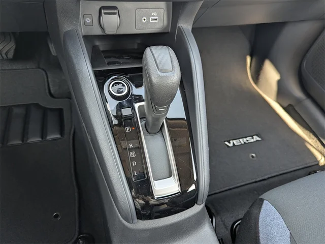 Nuevos NISSAN VERSA à Kennesaw, chez Town Center Nissan