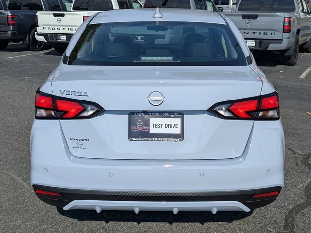 Nuevos NISSAN VERSA à Kennesaw, chez Town Center Nissan