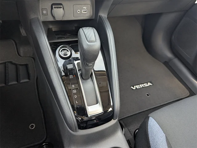 Nuevos NISSAN VERSA à Kennesaw, chez Town Center Nissan