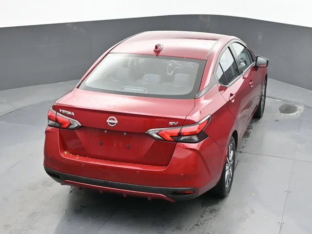 SEMINUEVOS NISSAN Versa a Estados en autogozo