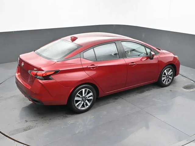 SEMINUEVOS NISSAN Versa a Estados en autogozo
