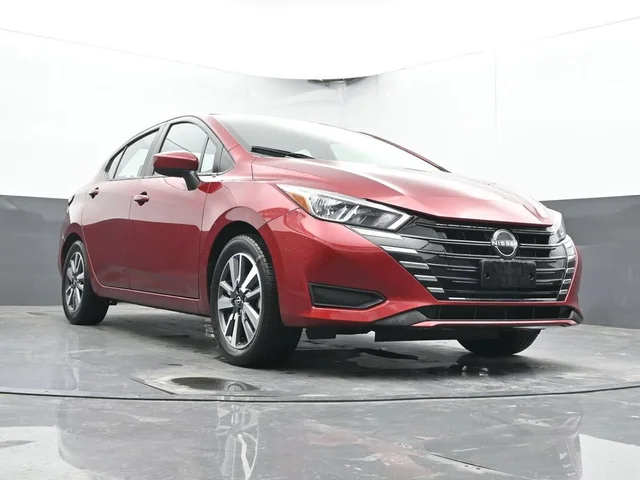 SEMINUEVOS NISSAN Versa a Estados en autogozo