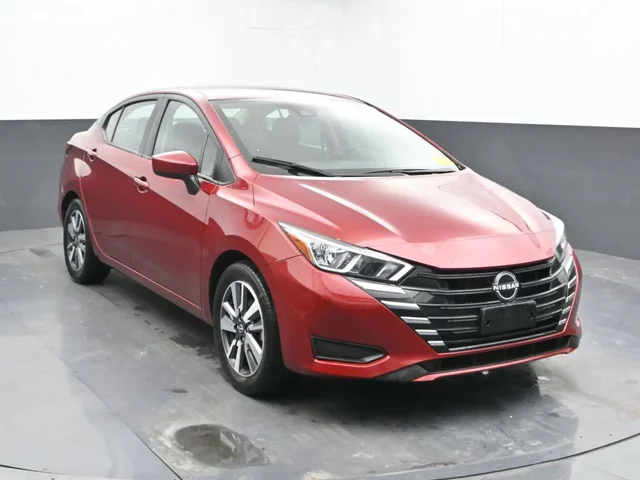 SEMINUEVOS NISSAN Versa a Estados en autogozo