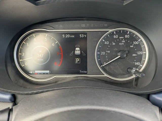 Nuevos NISSAN VERSA à Estados chez autogozo