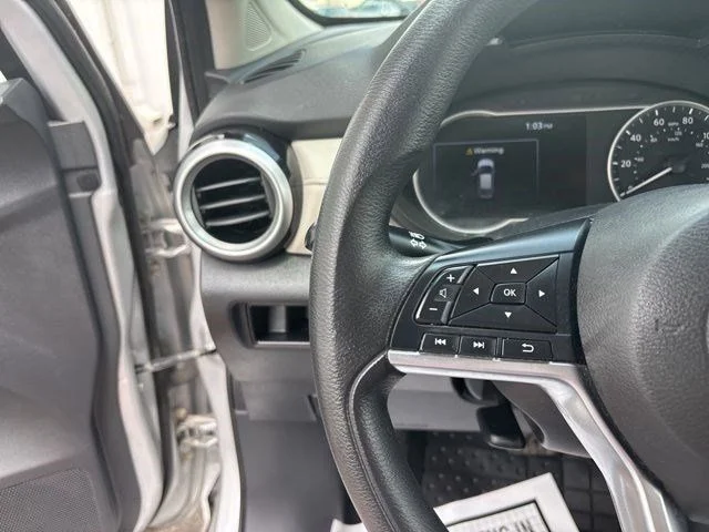 SEMINUEVOS NISSAN Versa a Estados en autogozo
