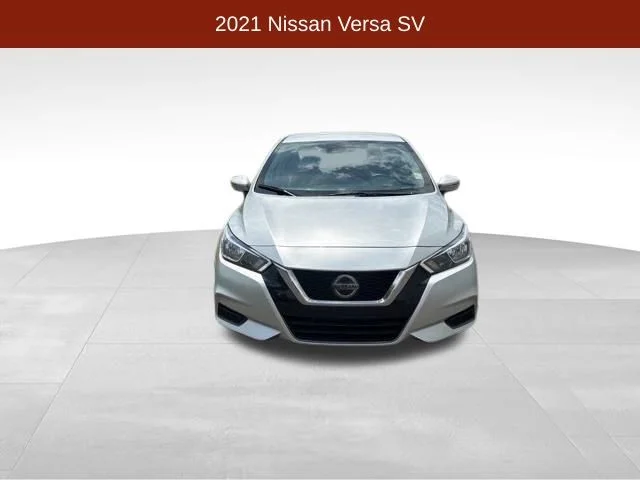 SEMINUEVOS NISSAN Versa a Estados en autogozo