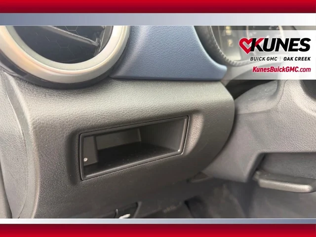 SEMINUEVOS NISSAN Versa a Estados en autogozo