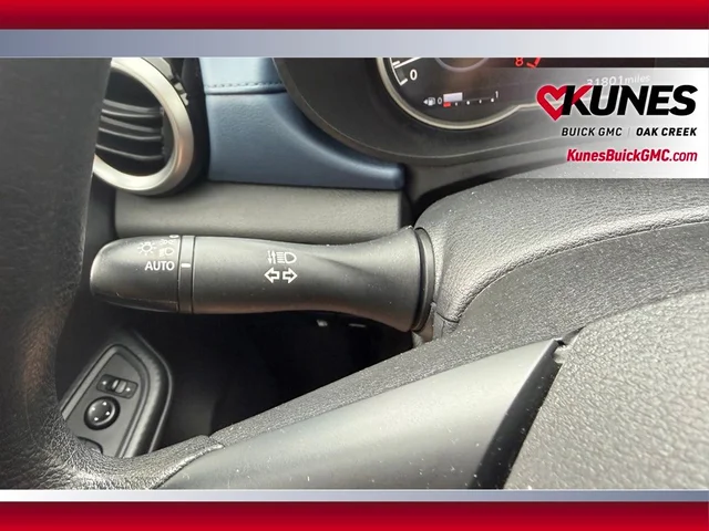 SEMINUEVOS NISSAN Versa a Estados en autogozo