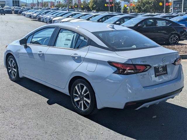 Nuevos NISSAN VERSA à Kennesaw, chez Town Center Nissan