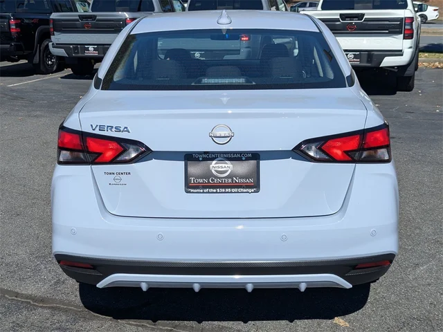 Nuevos NISSAN VERSA à Kennesaw, chez Town Center Nissan