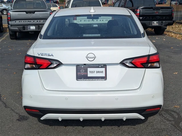 Nuevos NISSAN VERSA à Kennesaw, chez Town Center Nissan