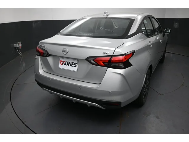 SEMINUEVOS NISSAN Versa a Estados en autogozo