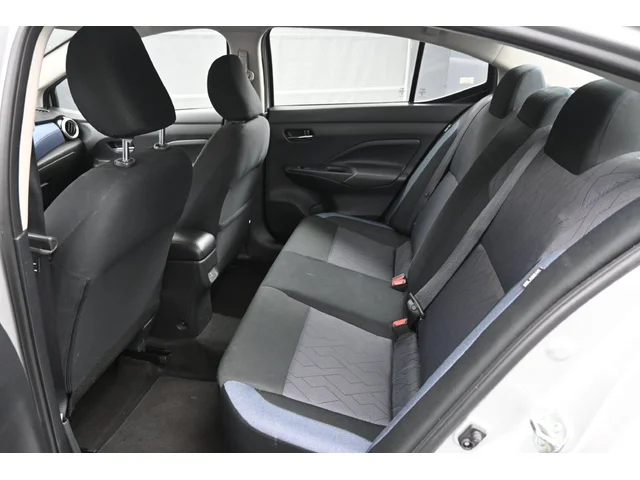 SEMINUEVOS NISSAN Versa a Estados en autogozo