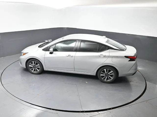 SEMINUEVOS NISSAN Versa a Estados en autogozo