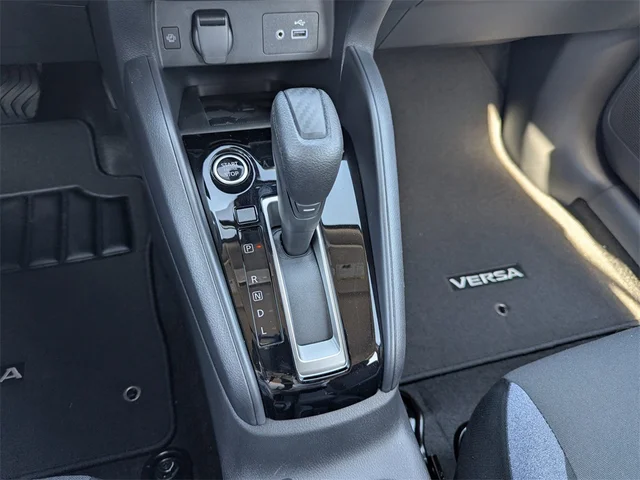 Nuevos NISSAN VERSA à Kennesaw, chez Town Center Nissan