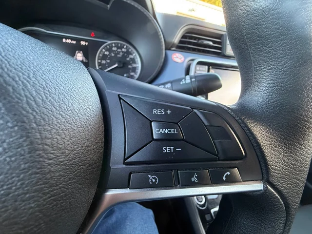 SEMINUEVOS NISSAN Versa a Estados en autogozo