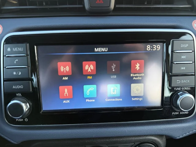SEMINUEVOS NISSAN Versa a Estados en autogozo