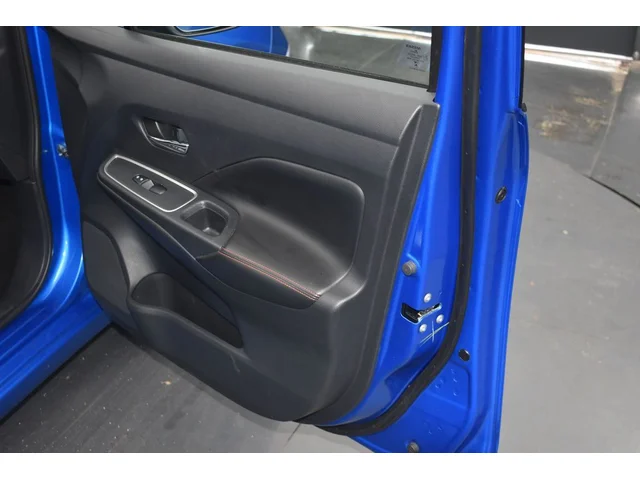 SEMINUEVOS NISSAN Versa a Estados en autogozo
