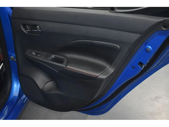 SEMINUEVOS NISSAN Versa a Estados en autogozo