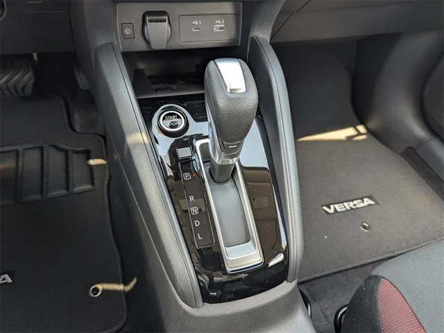 Nuevos NISSAN VERSA à Kennesaw, chez Town Center Nissan