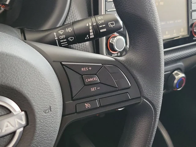 Nuevos NISSAN KICKS PLAY à Estados chez autogozo