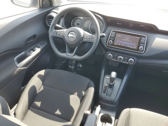 Nuevos NISSAN KICKS PLAY à Estados chez autogozo