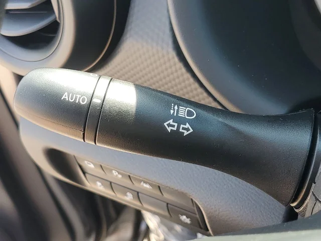 Nuevos NISSAN KICKS PLAY à Estados chez autogozo