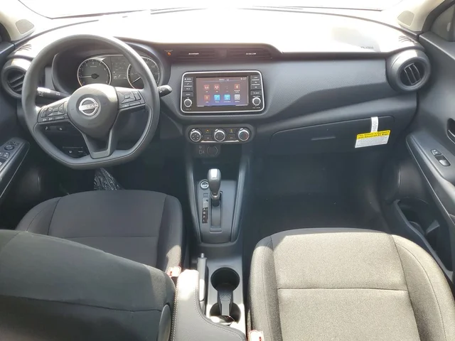 Nuevos NISSAN KICKS PLAY à Estados chez autogozo