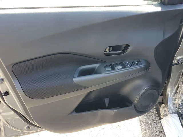 Nuevos NISSAN KICKS PLAY à Estados chez autogozo