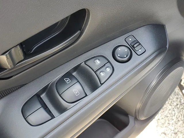 Nuevos NISSAN KICKS PLAY à Estados chez autogozo