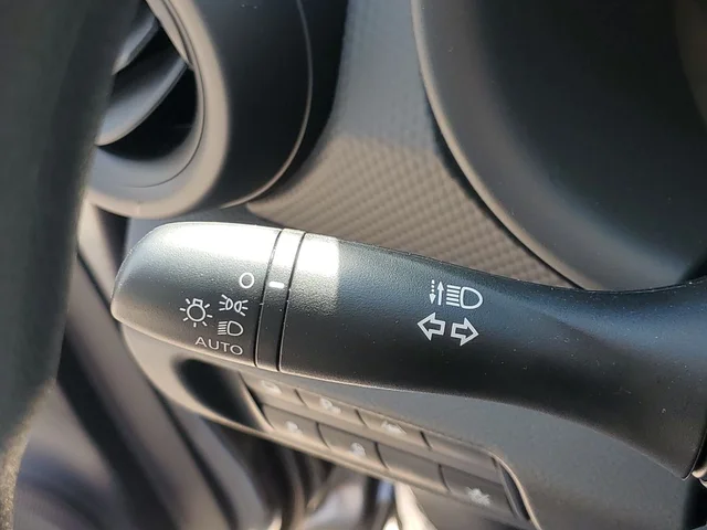 Nuevos NISSAN KICKS PLAY à Estados chez autogozo