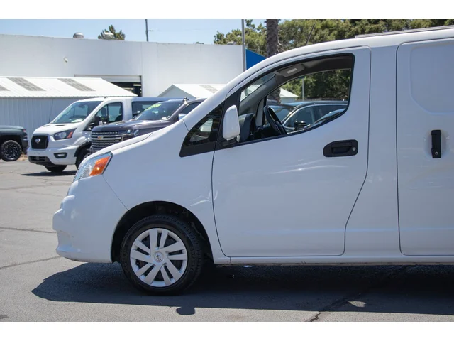 SEMINUEVOS NISSAN NV200 a Estados en autogozo