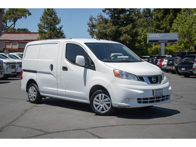 SEMINUEVOS NISSAN NV200 a Estados en autogozo