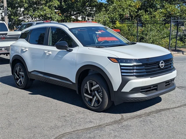 Nuevos NISSAN KICKS à Kennesaw, chez Town Center Nissan